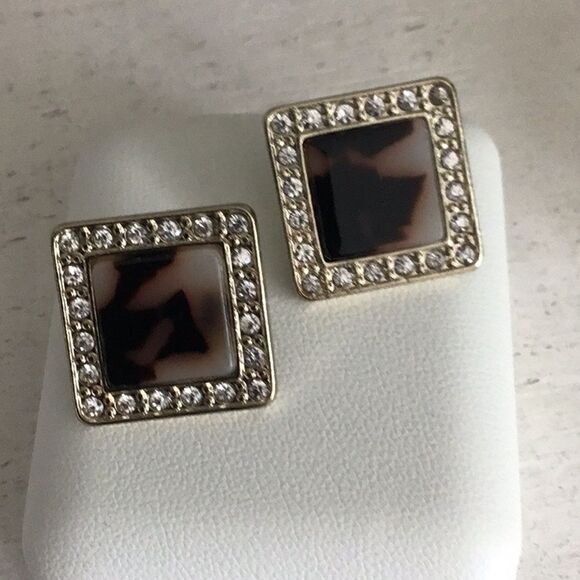 Swarovski Crystal Marble Framed Stud Earrings NWT - Picture 2 of 3